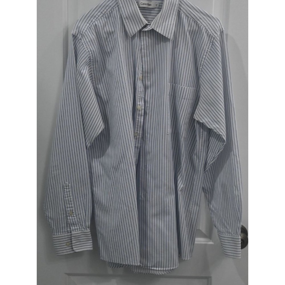 Calvin Klein Men's Long-Sleeved Dress Shirt Size 34/35 Neck 16